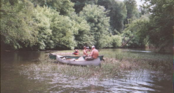 riverlunch.jpg